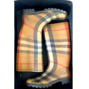 COPY - Burberry Rainboots